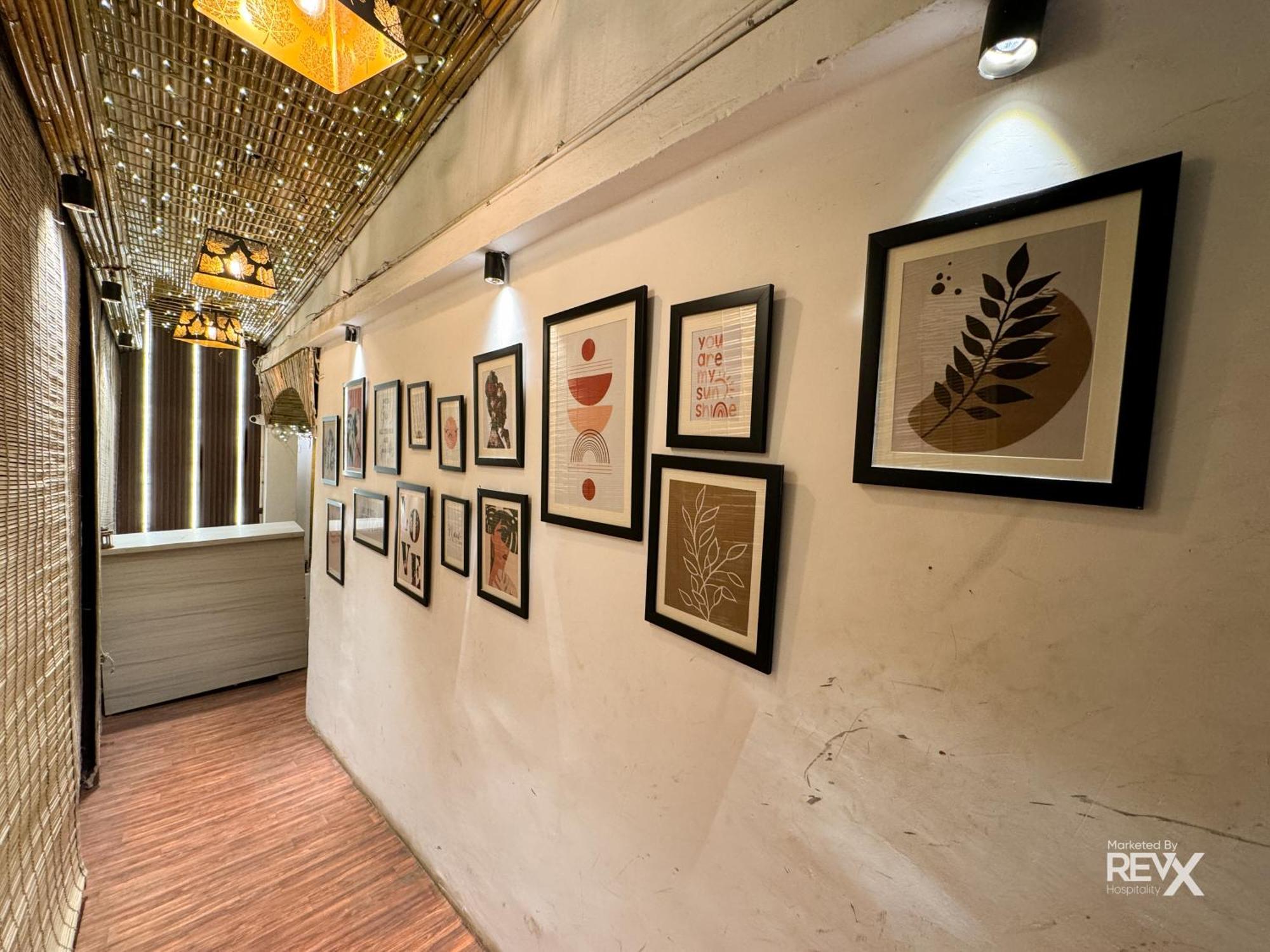 The Leisure Cave On The Ganges Hotel Rishikesh Exterior photo