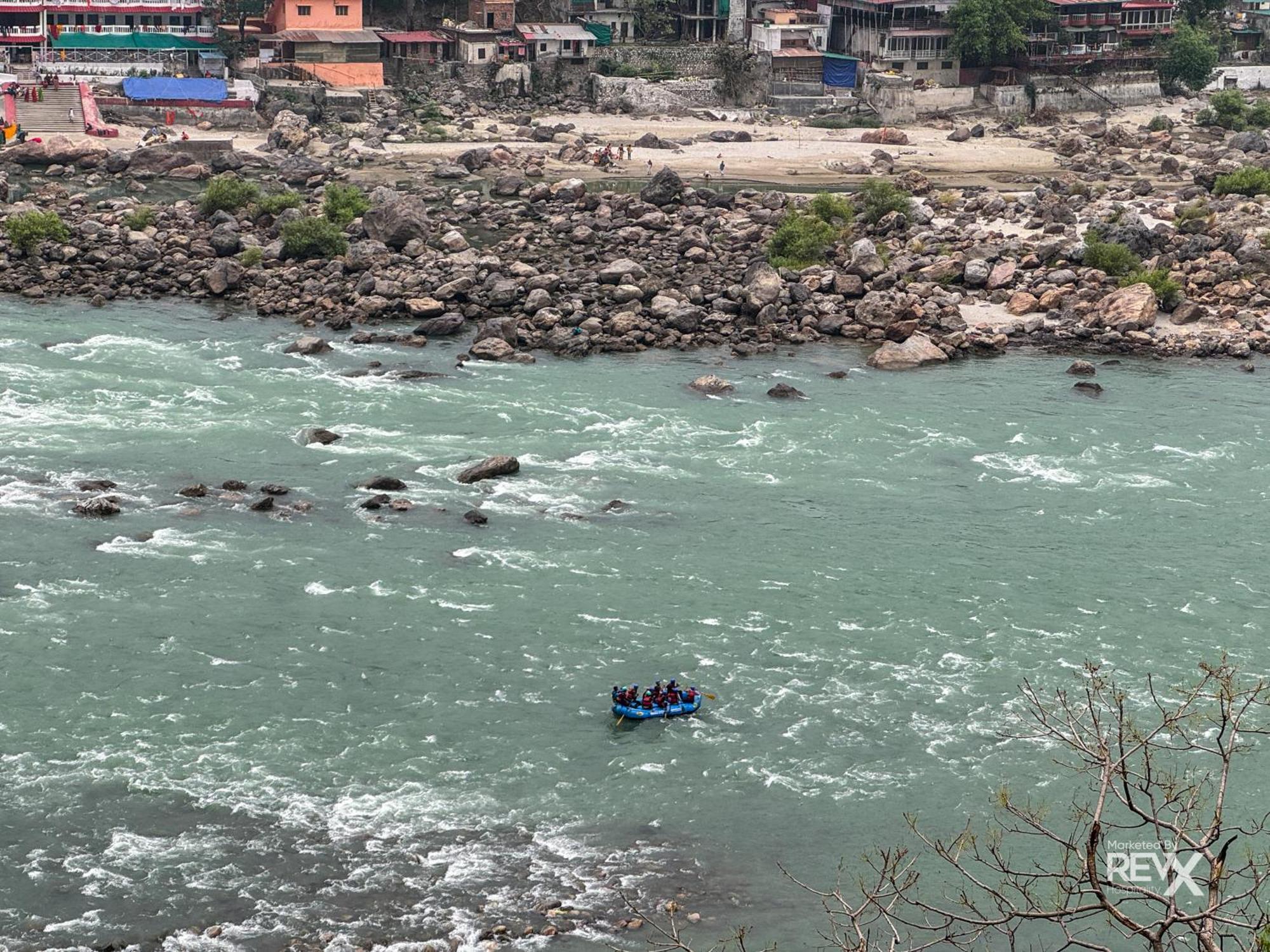 The Leisure Cave On The Ganges Hotel Rishikesh Exterior photo